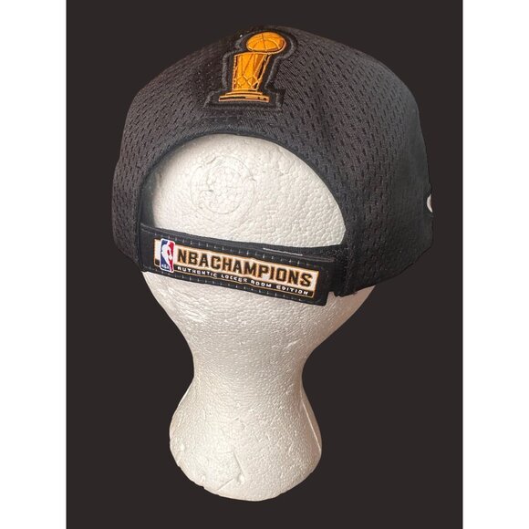 2004 NBA Champions Detroit Pistons Locker Room Hat Black & White Mesh Cap Reebok - Picture 3 of 9